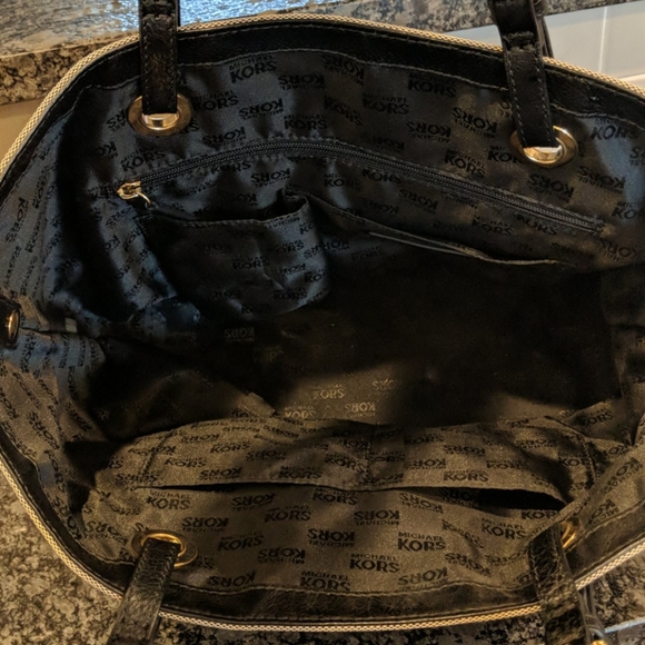 Michael Kors shoulder bag - Picture 2 of 2